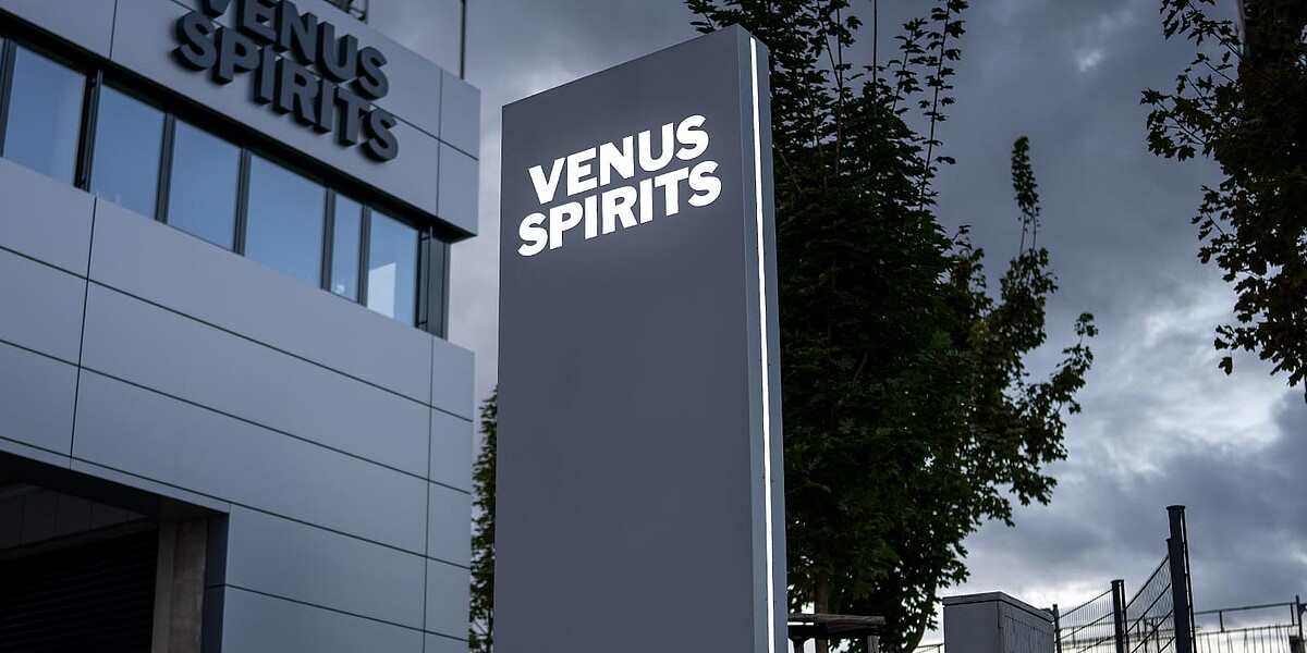 Pylon Venus Spirits