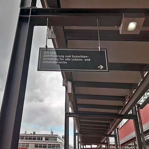 Deckenhaenger ES Esslingen