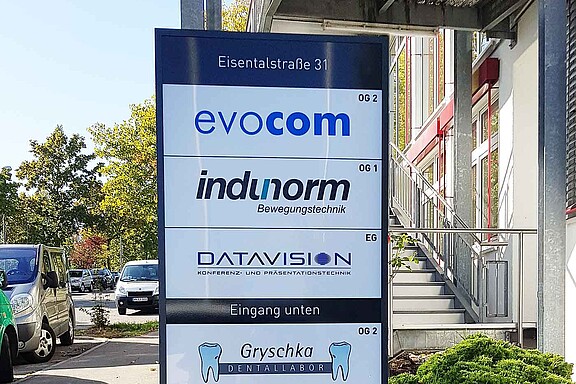 Werbepylon Leitsystem Eisental Waiblingen