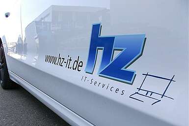Fahrzeugbeschriftung hz it-services, Kernen bei Stuttgart, PKW