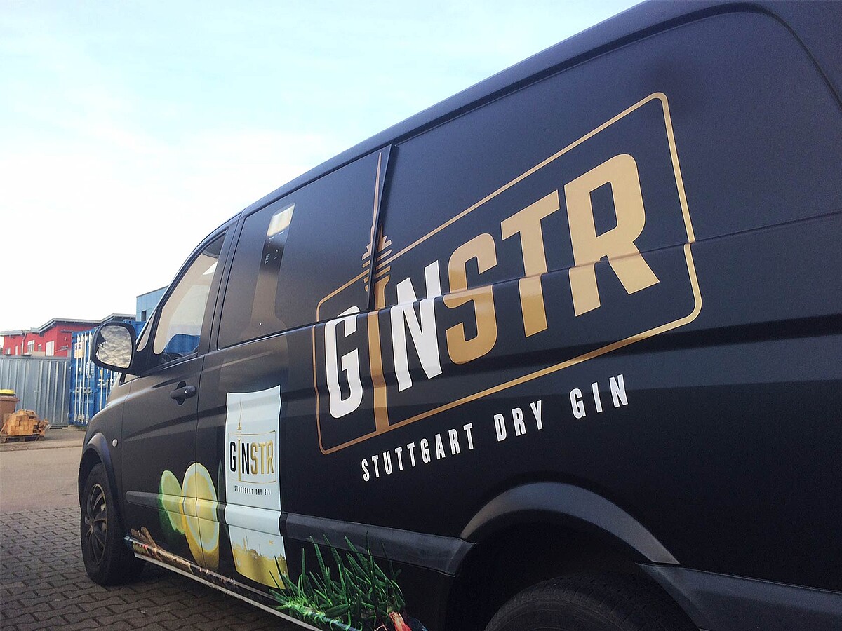 Fahrzeugbeschriftung Mercedes Vito für Gingster Stuttgart
