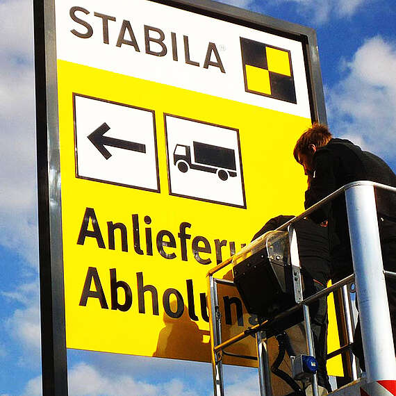 Verkehrs-Leitsystem, Beschilderung: Stabila, IBT Bauplanung, Stuttgart