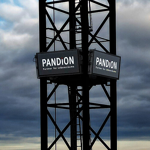 Kranleuchtschild Pandion
