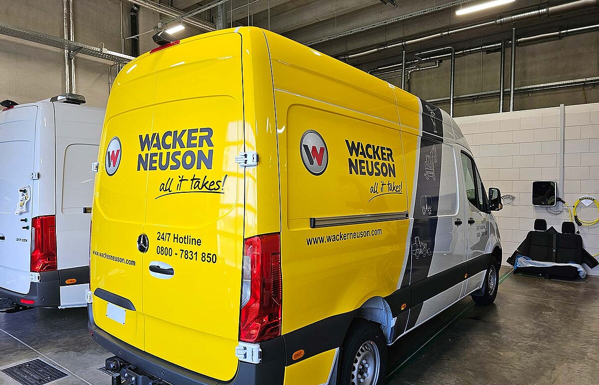 Flottenbeschriftung Mercedes Sprinter für Wacker Neuson