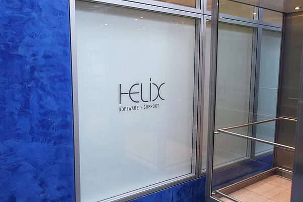 Fensterfolie, Sichtschutzfolie mit Logomotiv für Helix in Herrenberg